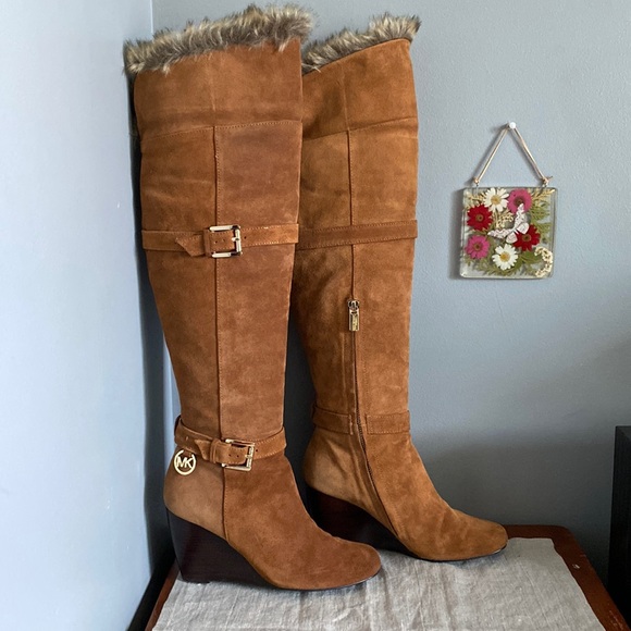 Michael Kors Suede Lara Wedge Boot 6.5M - Picture 3 of 16